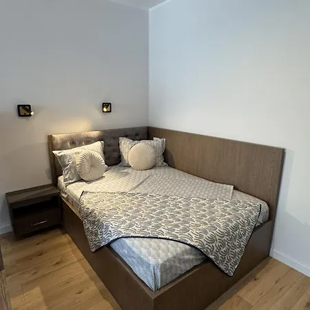 Appartement Stylish 2-bedroom Escape - Near Center Braşov