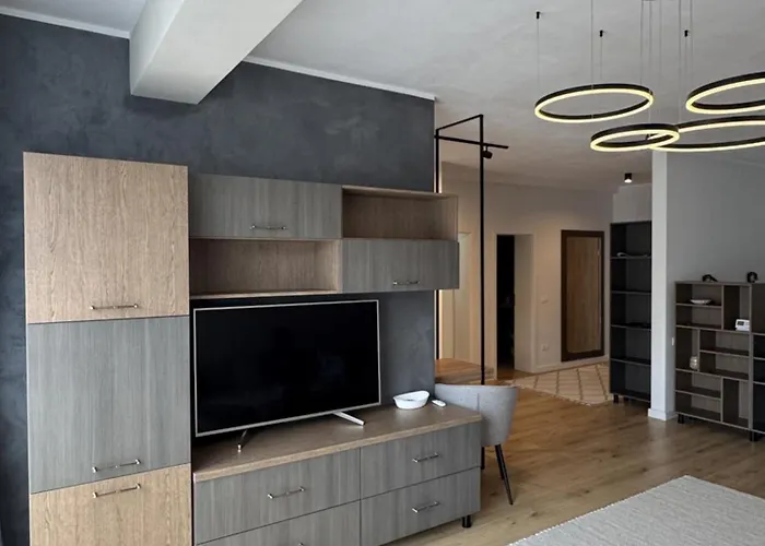 Apartment Stylish 2-bedroom Escape - Near Center *