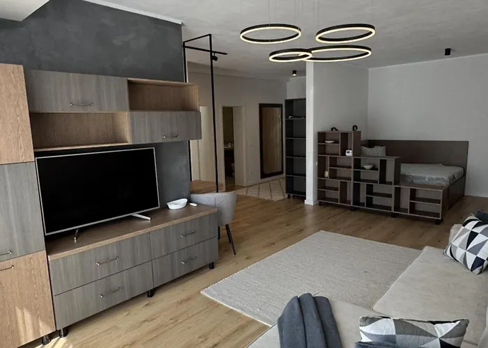 公寓 Stylish 2-bedroom Escape - Near Center 布拉索夫