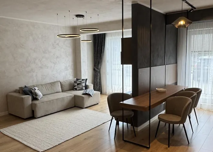 Stylish 2-bedroom Escape - Near Center 公寓